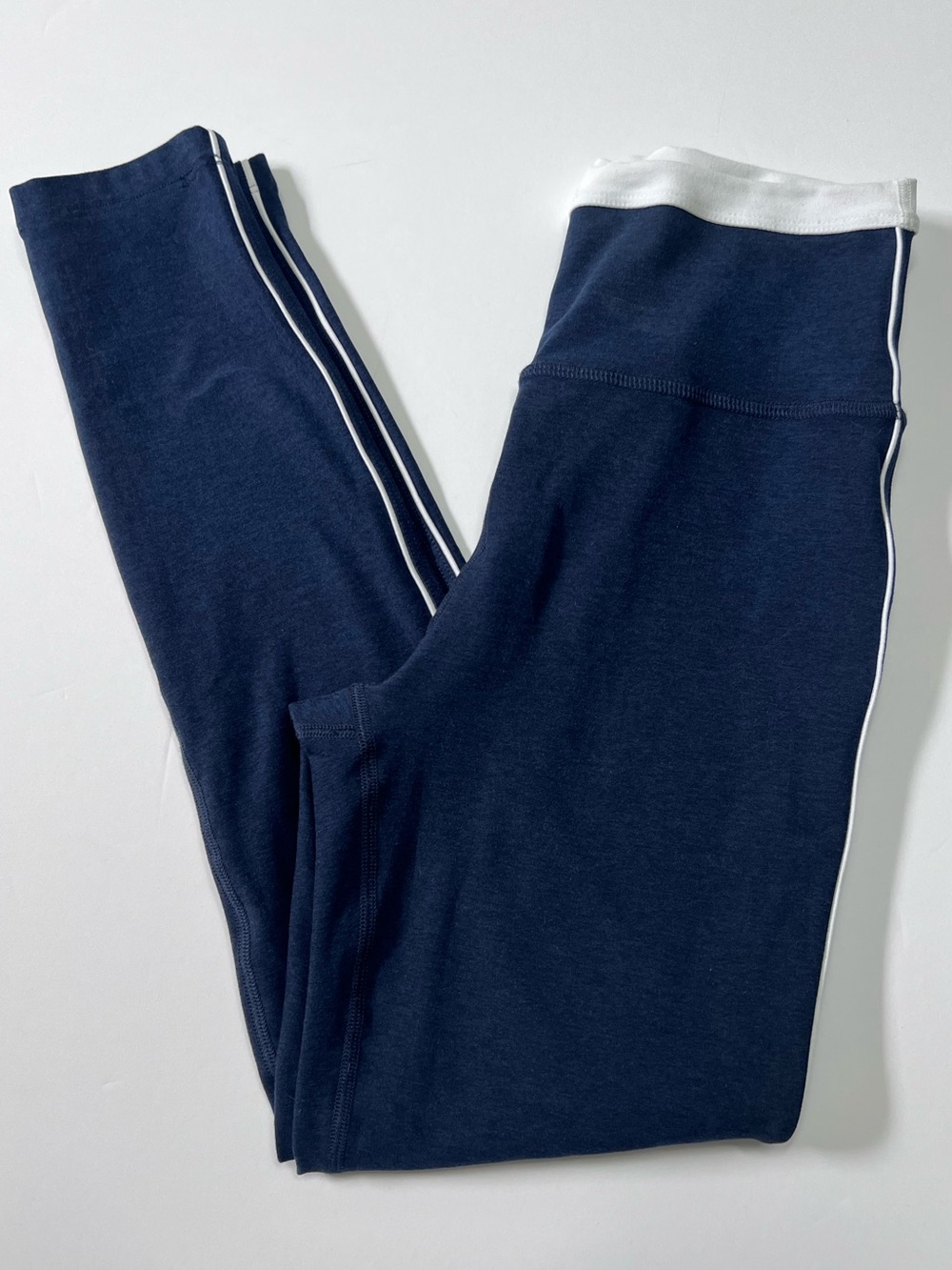 Beyond Yoga Navy Blue High Waisted Leggings White Trim Size Small